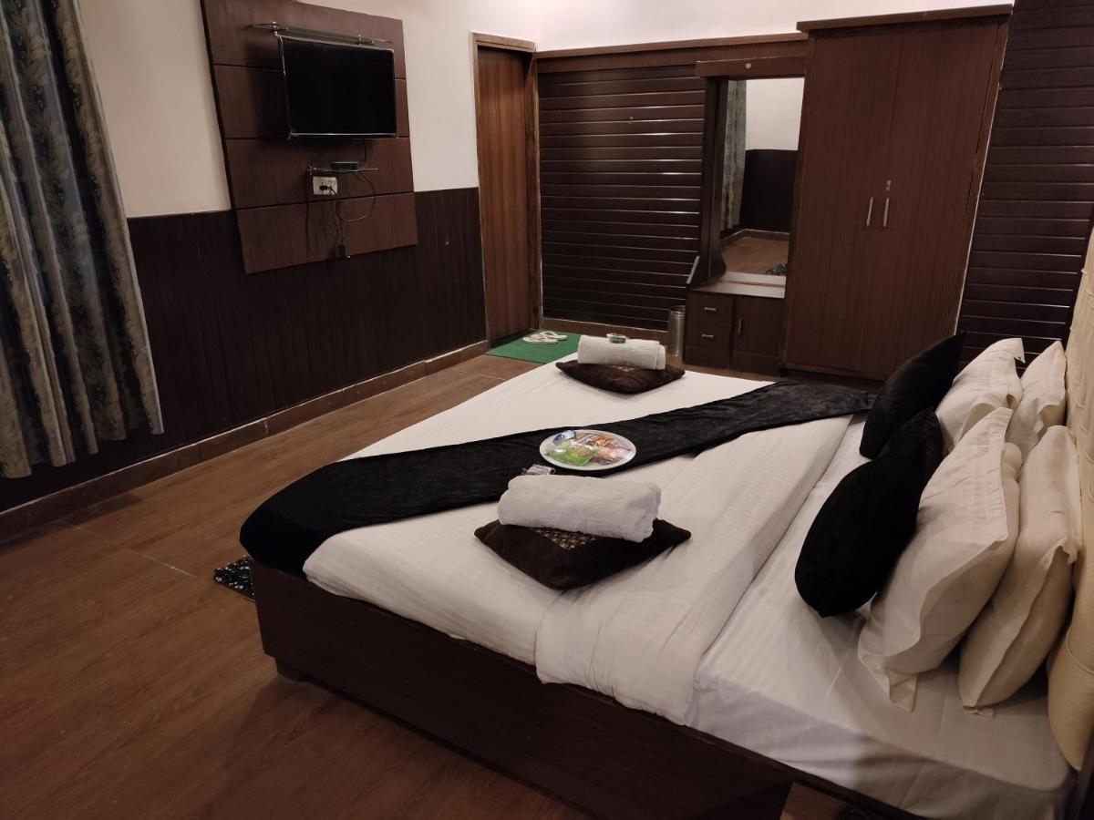 Kartikay Hotel Hisār Dış mekan fotoğraf