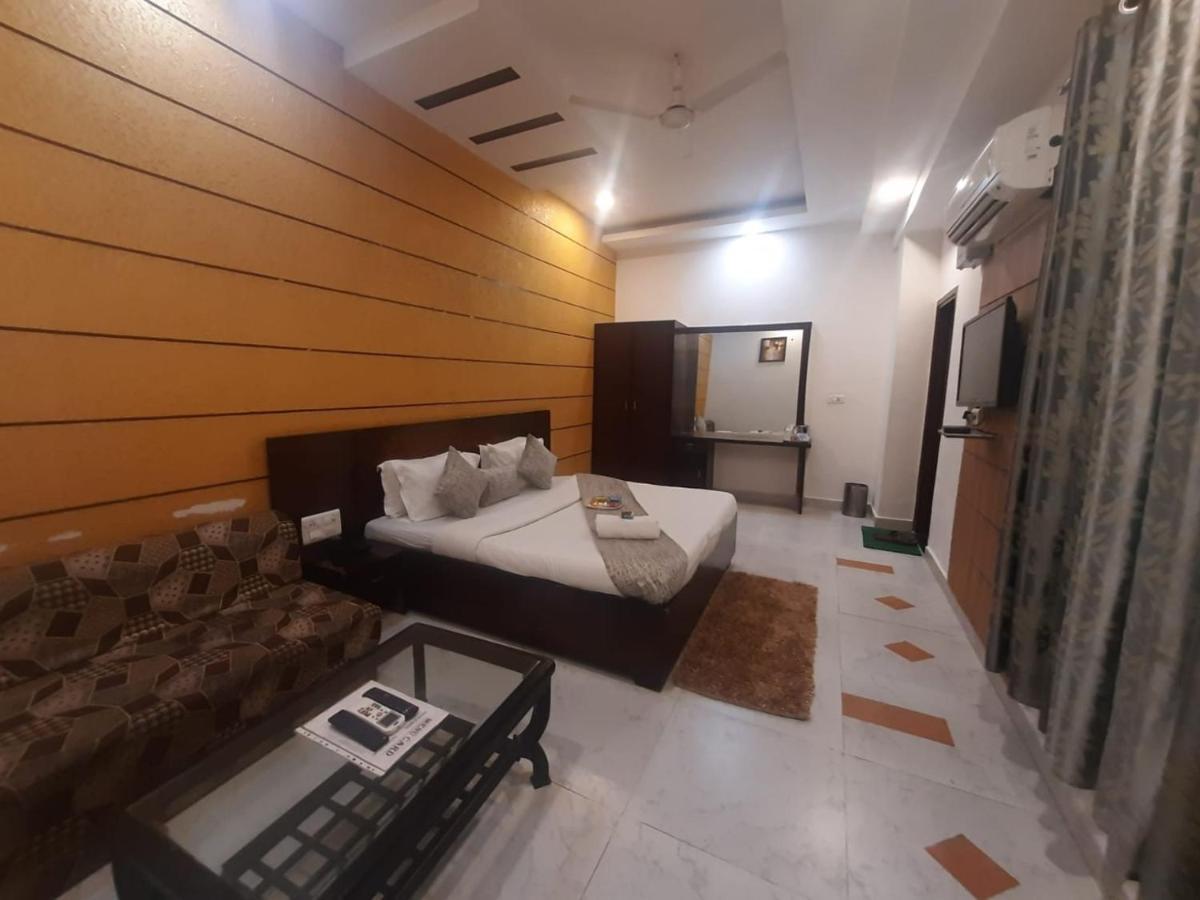 Kartikay Hotel Hisār Dış mekan fotoğraf