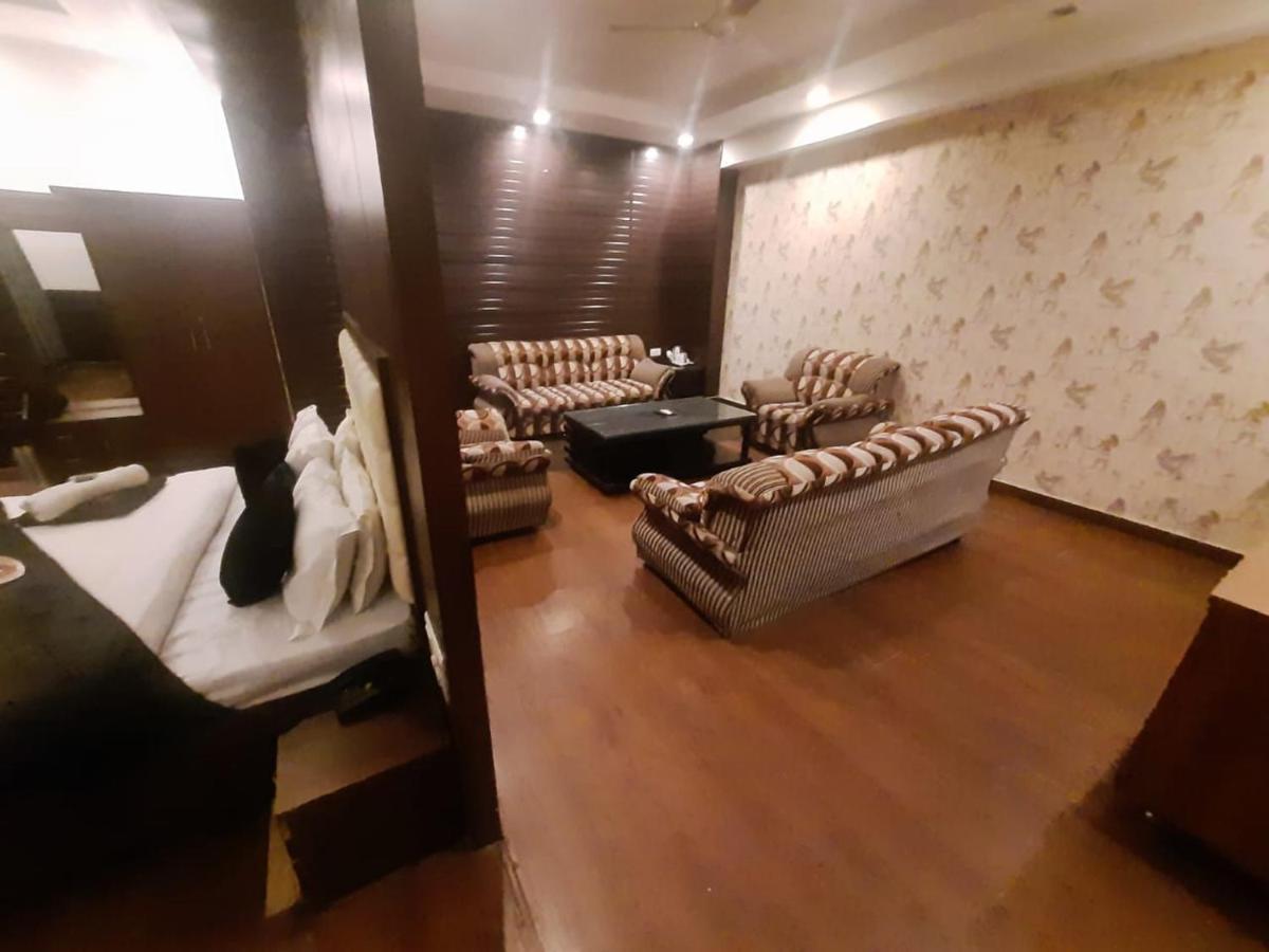Kartikay Hotel Hisār Dış mekan fotoğraf
