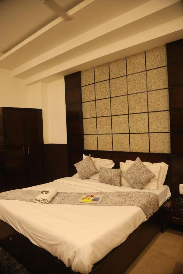 Kartikay Hotel Hisār Dış mekan fotoğraf